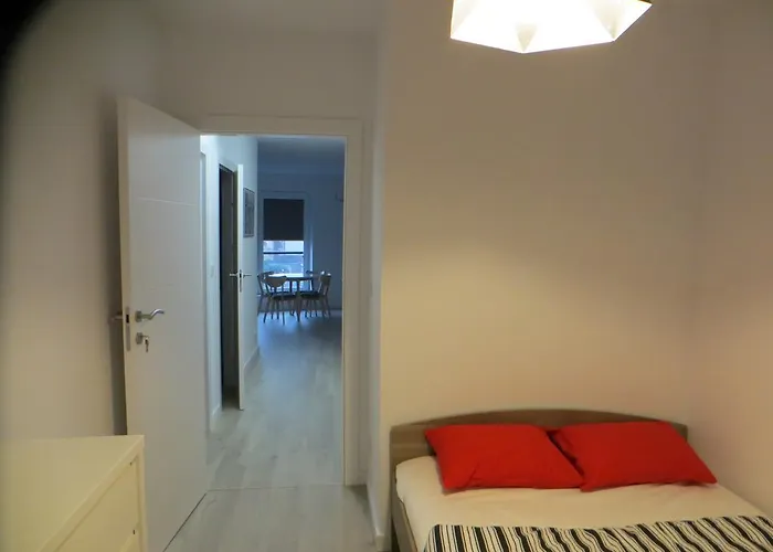 شقة Black Red بوزنان